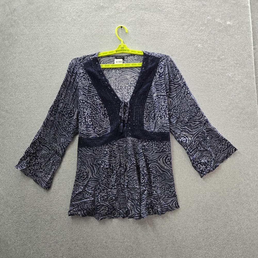 Torrid Women Blouse 1 Navy Floral Lace V-Neck Tie Back Babydoll Crinkle Gauze